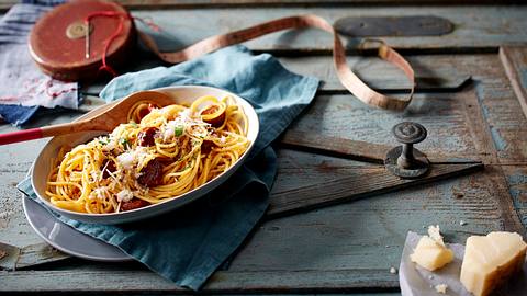 Spaghetti mit Chorizo-Carbonara Rezept - Foto: House of Food / Bauer Food Experts KG