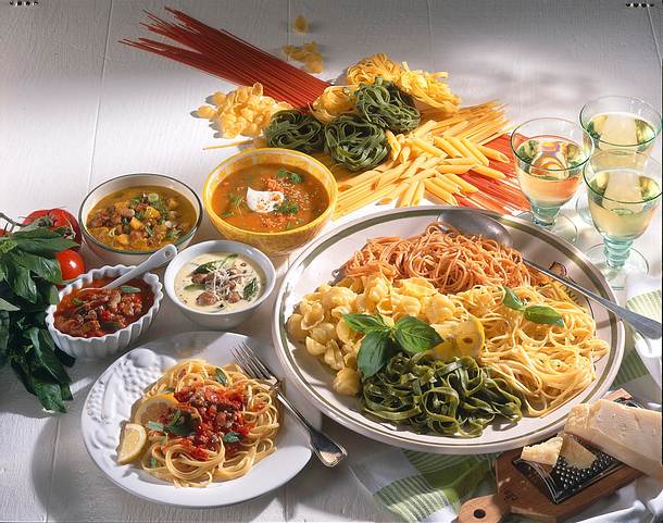 Spaghetti mit Cremiger Möhrensoße und Sesam Rezept Spaghetti mit Cremiger Möhrensoße und Sesam Rezept