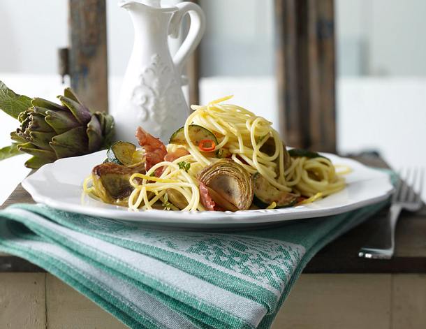 Spaghetti mit frischen Artischocken (mit selbst gemachtem Zitronenöl) Rezept