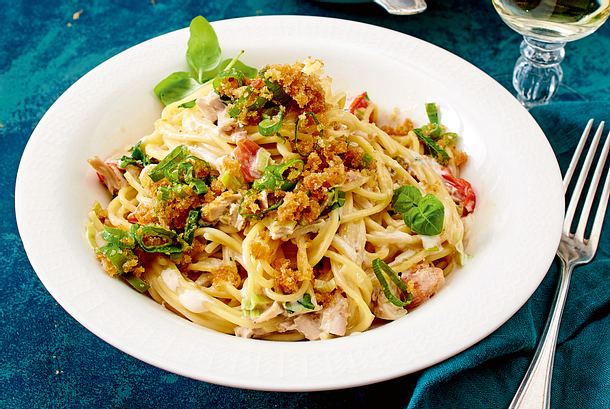 Spaghetti mit geschmortem Hähnchen Rezept