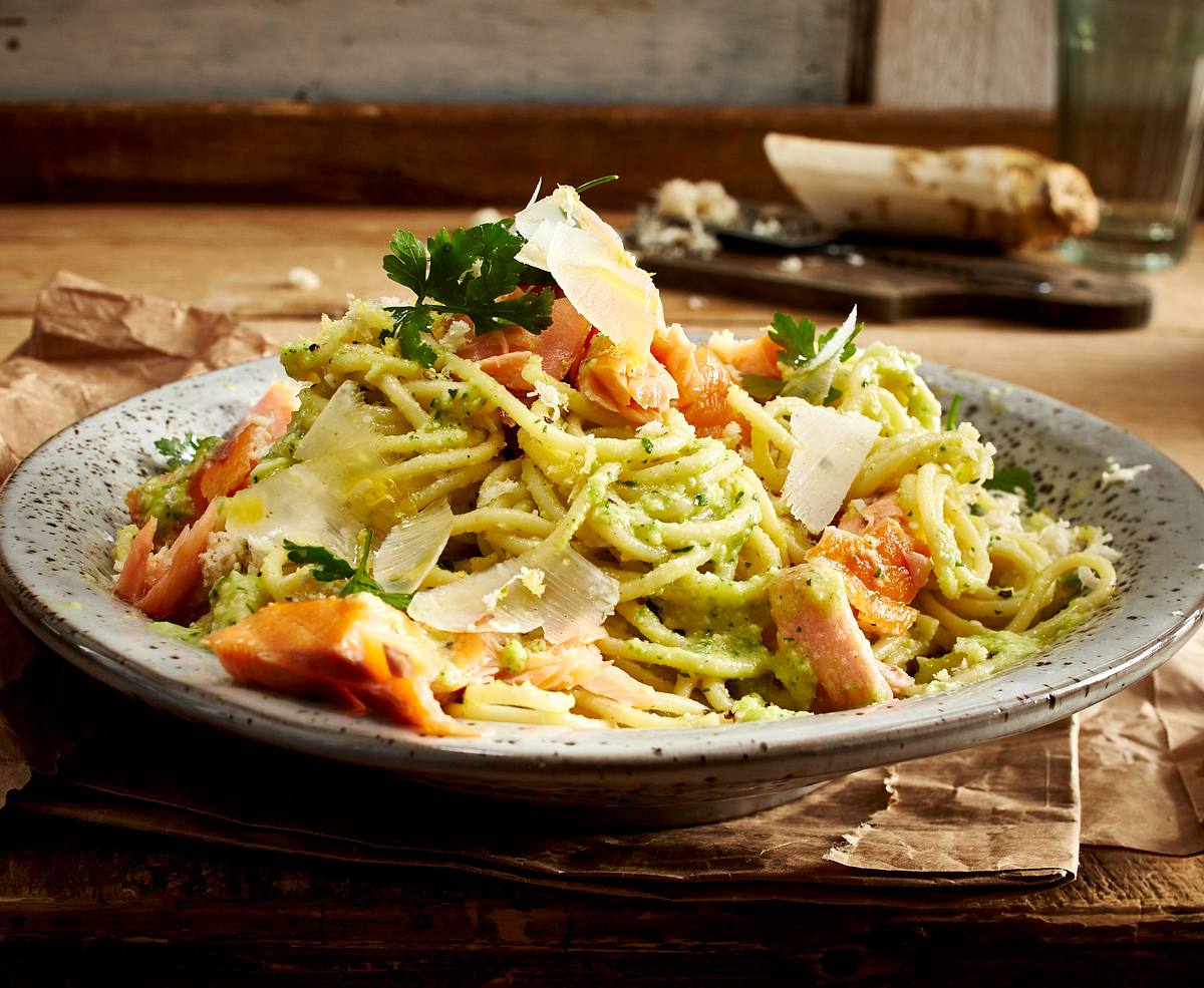 Spaghetti mit Petersilienwurzel-Pesto Rezept