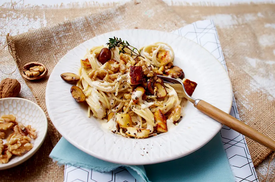 Spaghetti mit Pilzen und gebratenem Halloumi Rezept Spaghetti mit Pilzen und gebratenem Halloumi Rezept