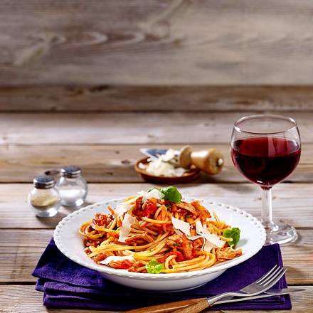 Spaghetti mit Puten-Bolognese Rezept