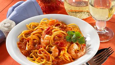 Spaghetti mit Scampi Rezept - Foto: LECKER @ Bauer Media Group