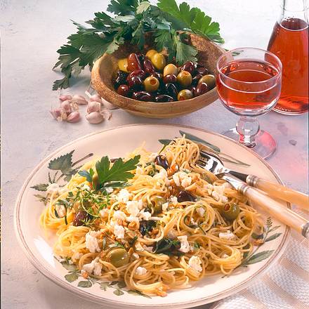 Spaghetti mit Schafskäse Rezept Spaghetti mit Schafskäse Rezept