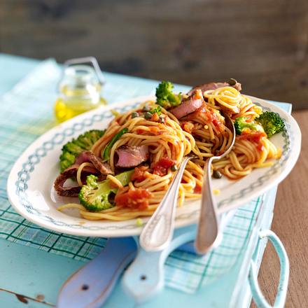 Spaghetti mit Steakstreifen Rezept Spaghetti mit Steakstreifen Rezept