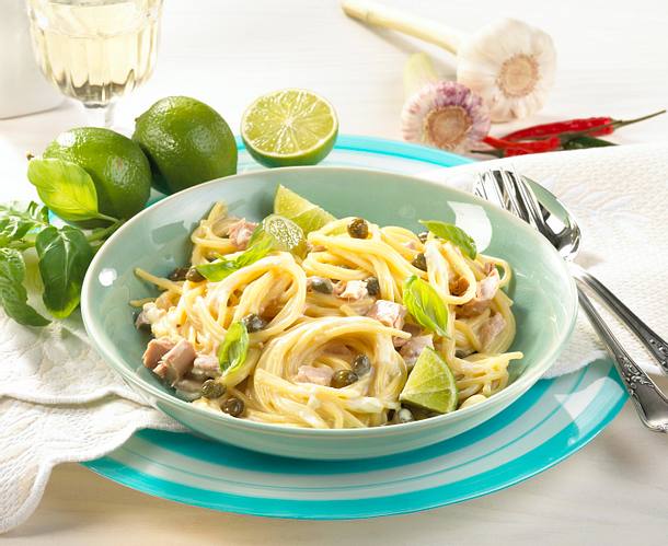 Spaghetti mit Thunfischsoße Rezept Spaghetti mit Thunfischsoße Rezept