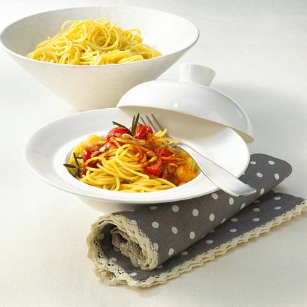Spaghetti mit Tomaten-Sherry-Soße Rezept Spaghetti mit Tomaten-Sherry-Soße Rezept