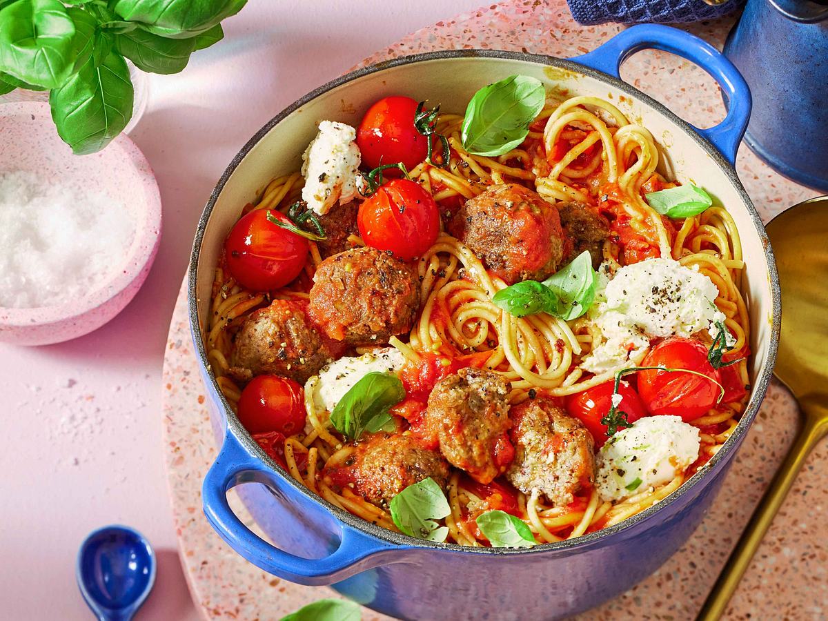 Spaghetti Pomodoro mit Veggie-Bällchen Rezept