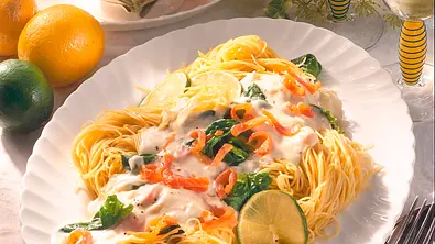 Spaghettini mit Lachssoße Rezept - Foto: LECKER @ Bauer Media Group
