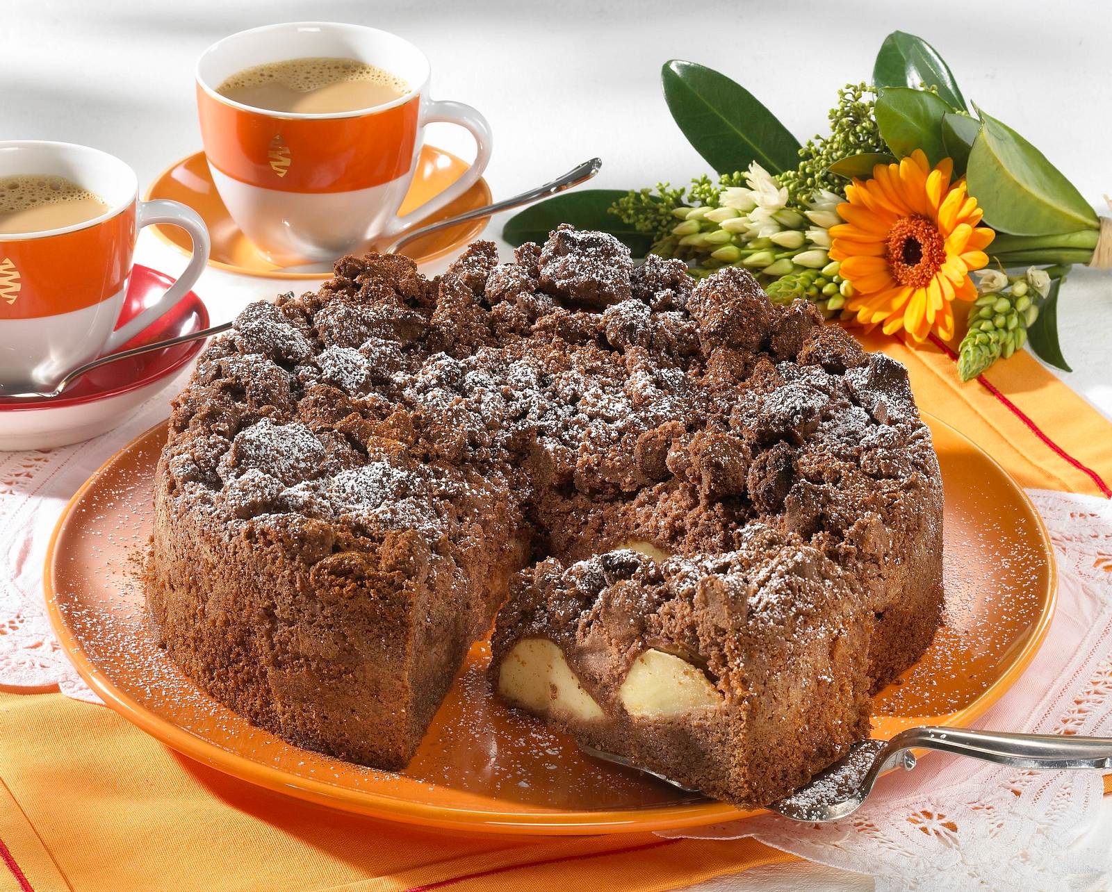 Spanischer Apfelkuchen mit Streuseln Rezept | LECKER