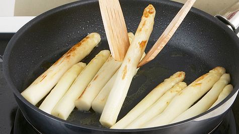 Spargel braten