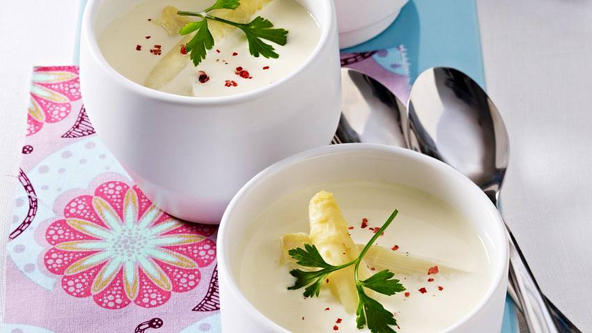 Spargel-Cremesuppe Rezept - Foto: House of Food / Bauer Food Experts KG