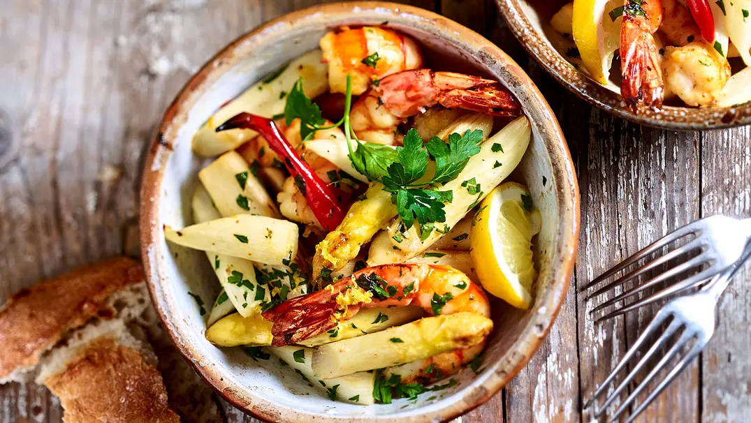 Spargel-Garnelen-Pfanne Quell der Vitalität Rezept - Foto: LECKER @ Bauer Media Group