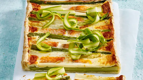 Spargel-Lachs-Quiche Rezept - Foto: LECKER @ Bauer Media Group Spargel-Lachs-Quiche Rezept - Foto: LECKER @ Bauer Media Group