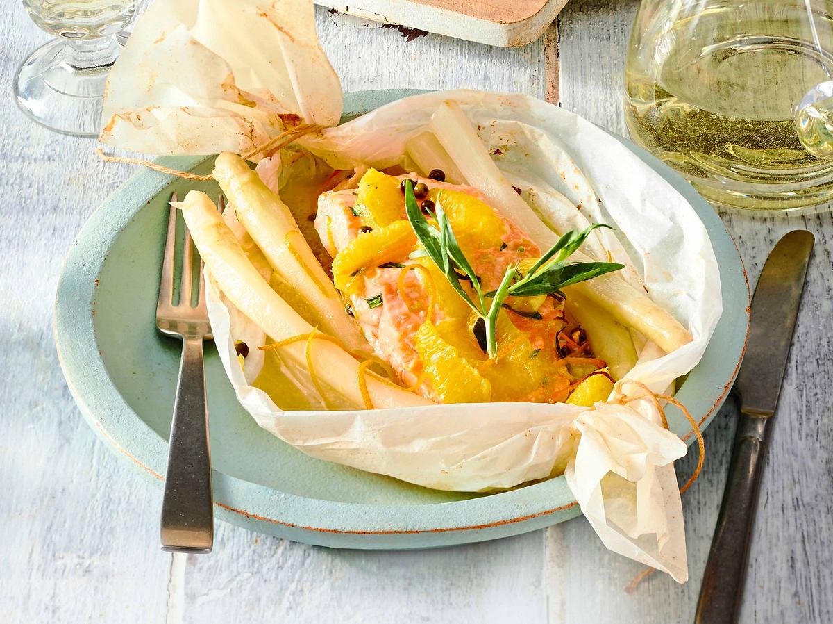 Spargel-Lachs-Schiffchen Rezept