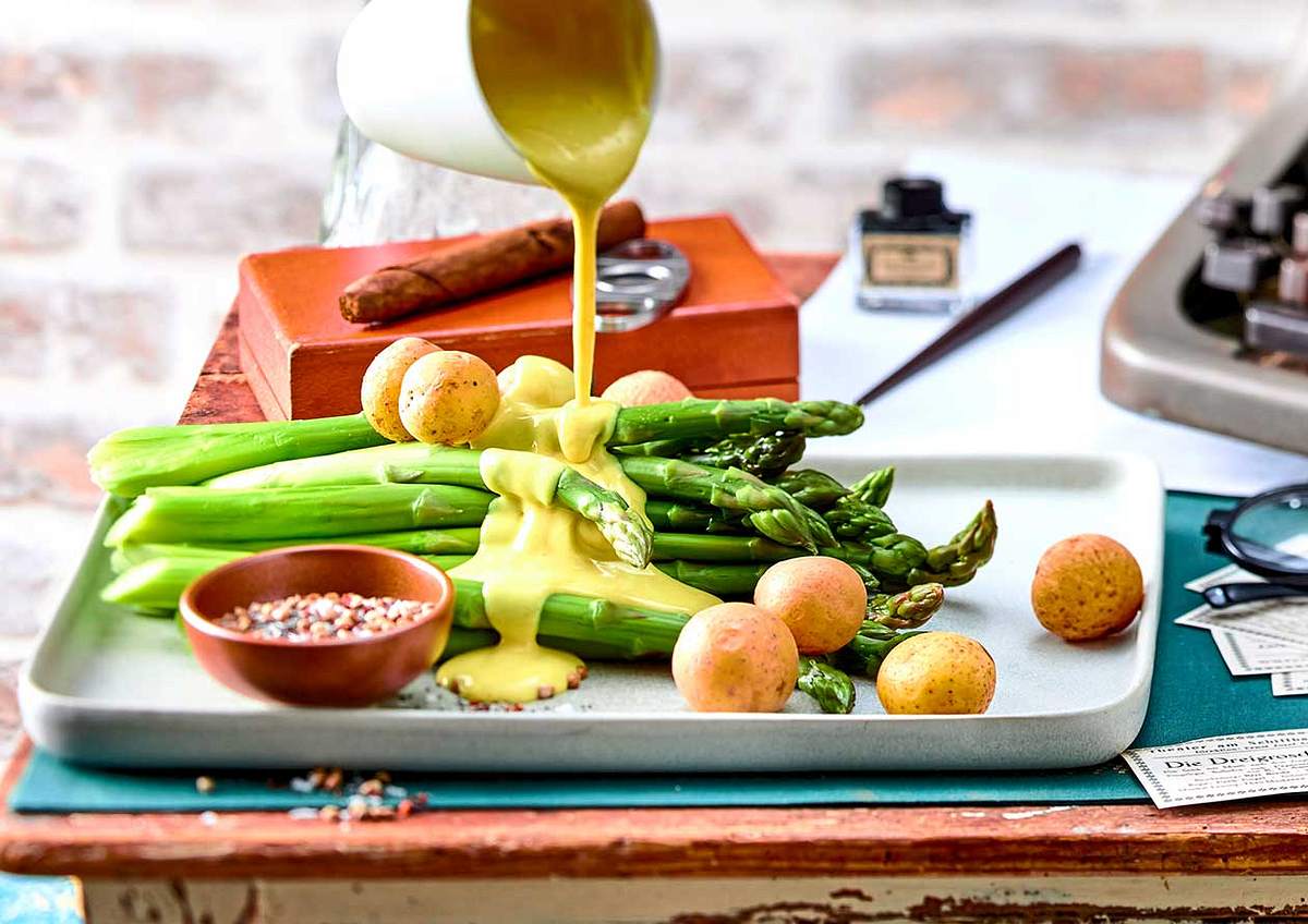 Spargel-Lyrik mit veganer Hollandaise Rezept