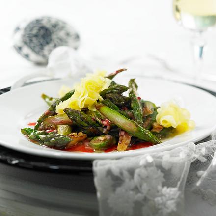 Spargel mit Himbeer-Vinaigrette Rezept Spargel mit Himbeer-Vinaigrette Rezept