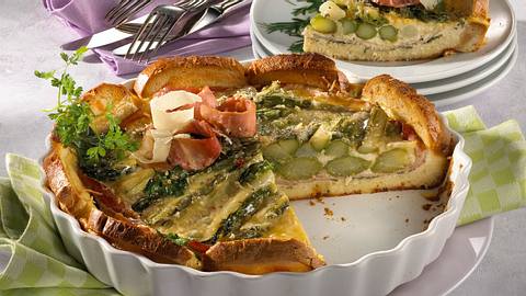 Spargel-Quiche mit gekochtem Schinken in Eiermilch Rezept - Foto: House of Food / Bauer Food Experts KG