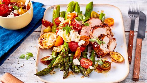 Spargel-Tête-à-Tête mit schneller Salsa-Nummer Rezept - Foto: House of Food / Bauer Food Experts KG