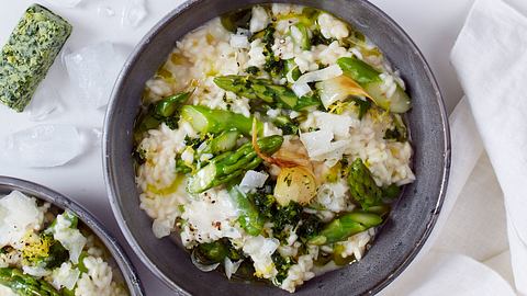 Spargel-Zitronen-Risotto Rezept - Foto: House of Food / Bauer Food Experts KG