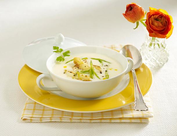 Spargelcreme mit Zuckerschoten Rezept Spargelcreme mit Zuckerschoten Rezept