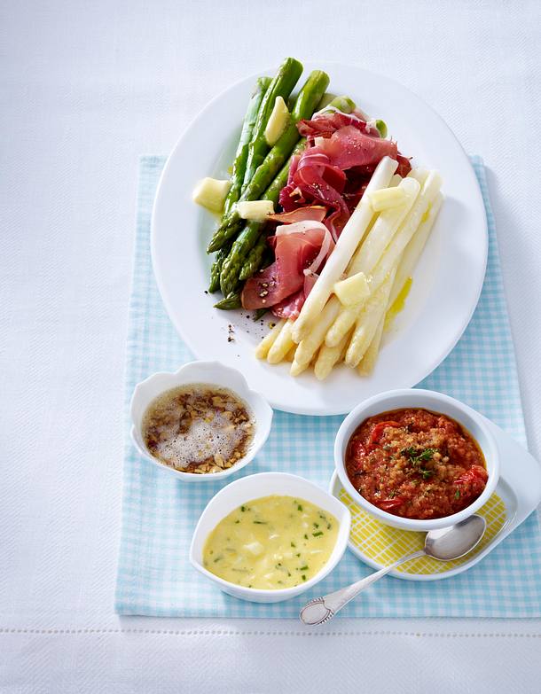 Spargelplatte mit drei Soßen Rezept Spargelplatte mit drei Soßen Rezept