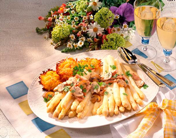 Spargelplatte mit Kasseler-Geschnetzeltem Rezept Spargelplatte mit Kasseler-Geschnetzeltem Rezept