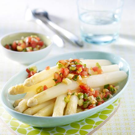 Spargelplatte mit Salsa Rezept