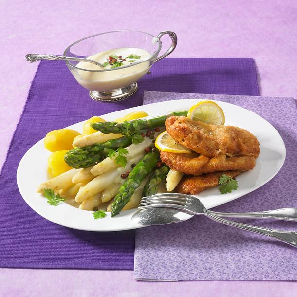 Spargelplatte mit Wiener Schnitzel Rezept Spargelplatte mit Wiener Schnitzel Rezept