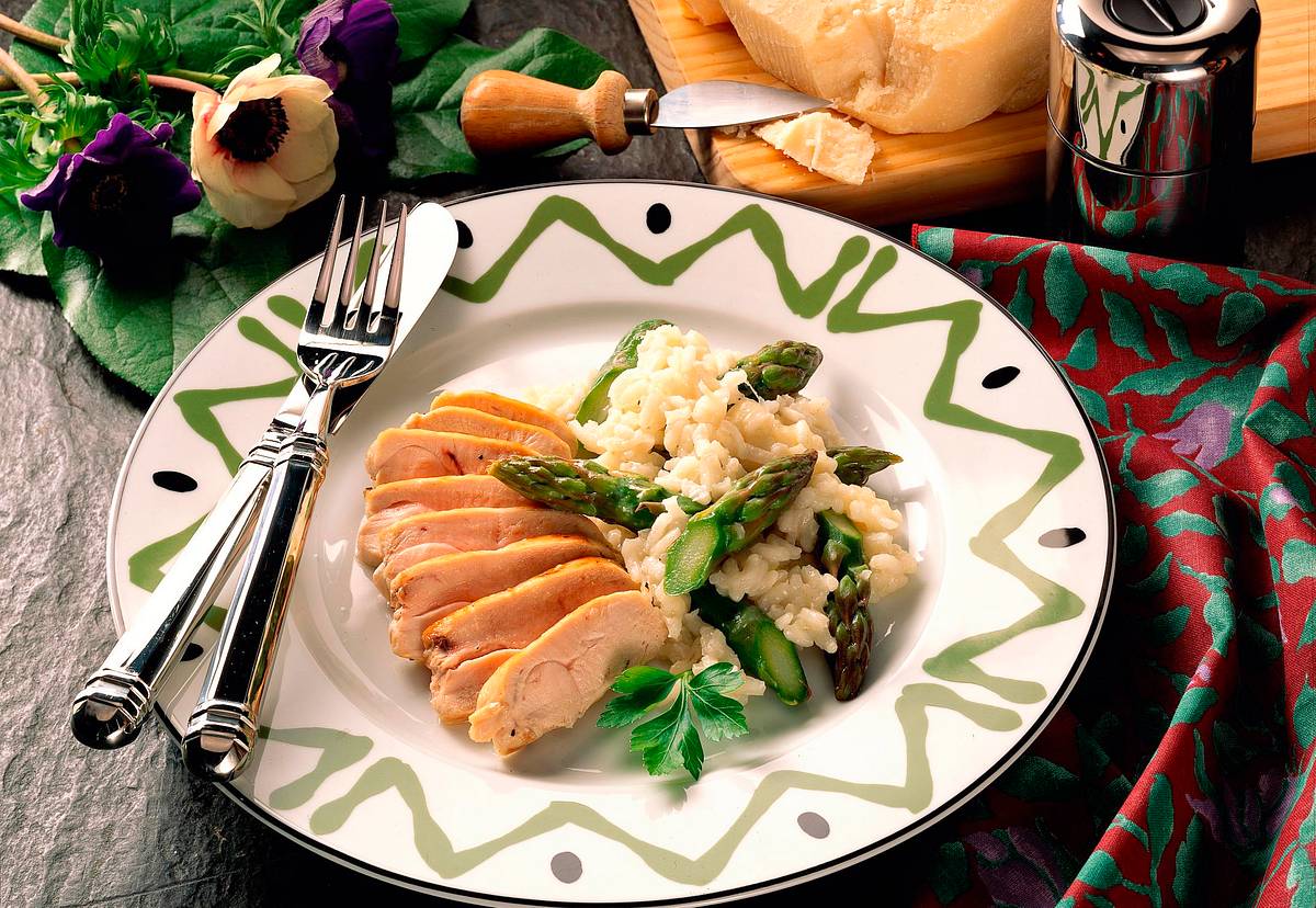 Spargelrisotto mit Hähnchenfilets Rezept