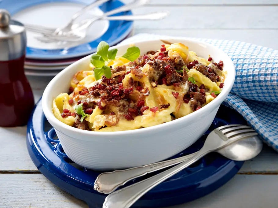 Spätzle-Hack-Auflauf mit Röstzwiebeln Rezept Spätzle-Hack-Auflauf mit Röstzwiebeln Rezept