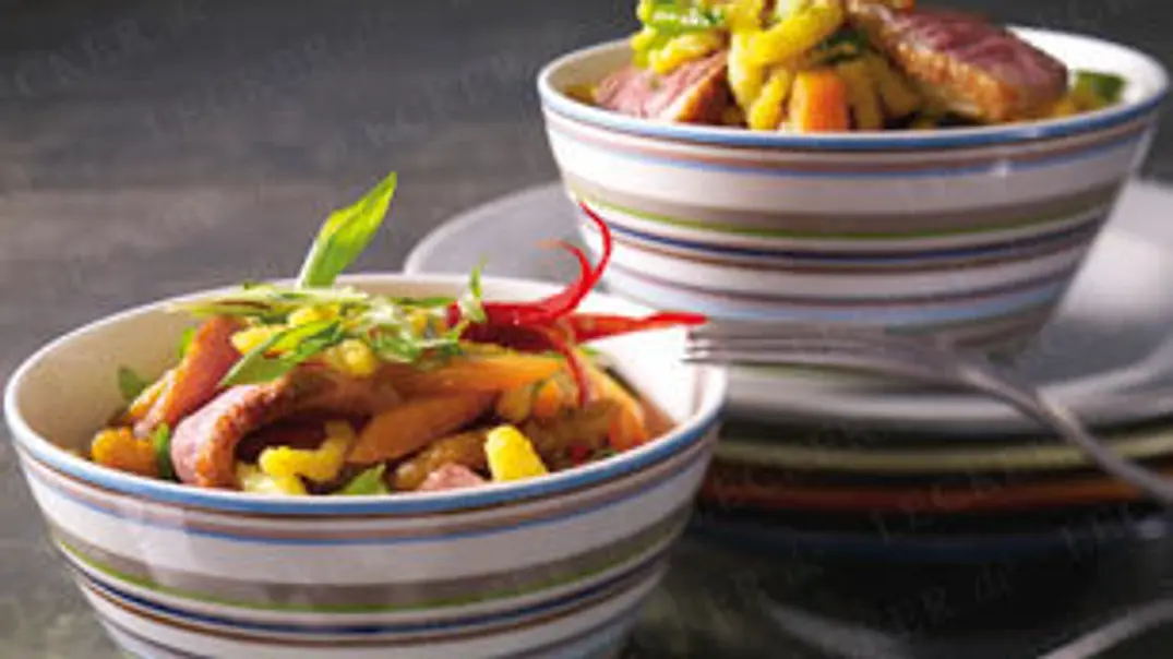 Spätzle Shanghai mit Entenbrust Rezept - Foto: LECKER @ Bauer Media Group Spätzle Shanghai mit Entenbrust Rezept - Foto: LECKER @ Bauer Media Group
