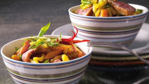 Spätzle Shanghai mit Entenbrust Rezept - Foto: House of Food / Bauer Food Experts KG