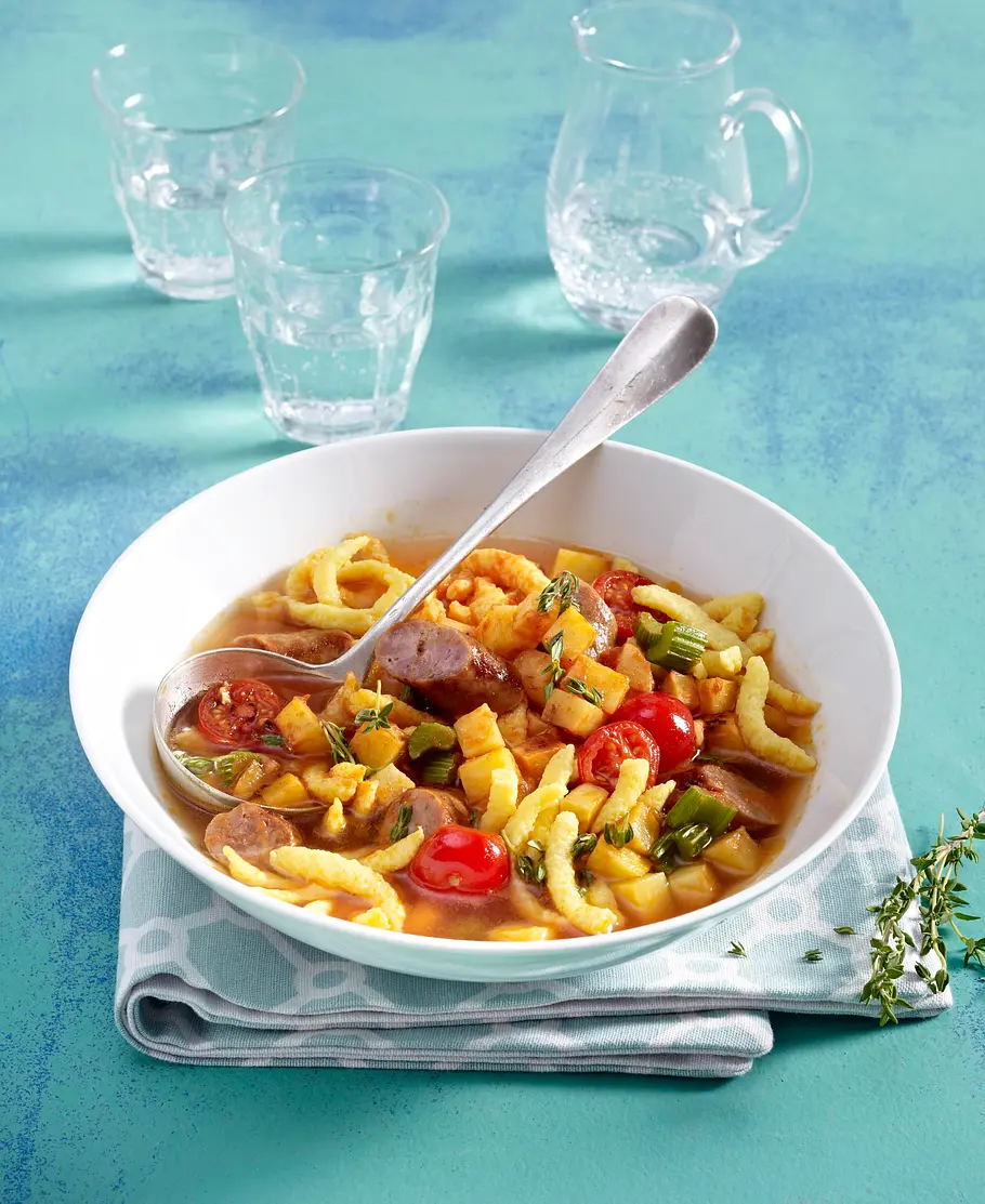 Spätzle-Topf mit Fenchelwurst Rezept Spätzle-Topf mit Fenchelwurst Rezept