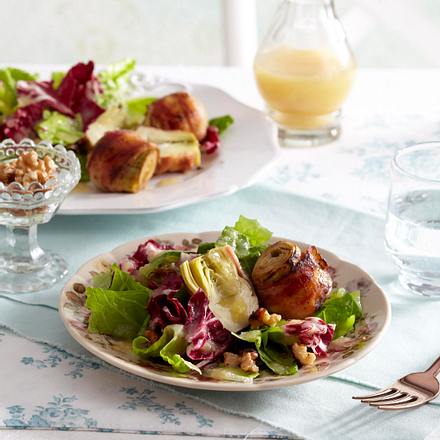Speckartischocken mit Kartoffelvinaigrette Rezept Speckartischocken mit Kartoffelvinaigrette Rezept