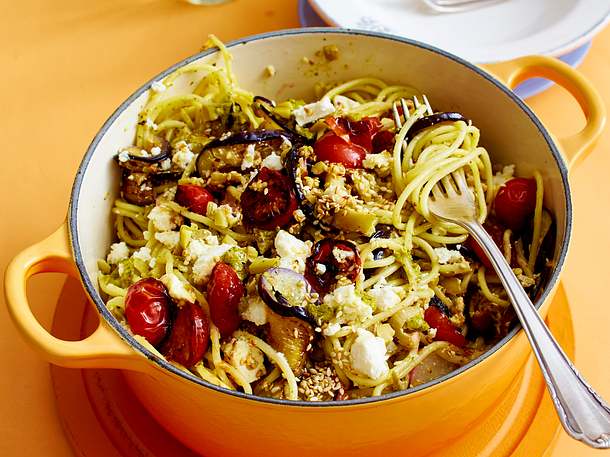 Speedy Spaghetti Greek Style Rezept Speedy Spaghetti Greek Style Rezept