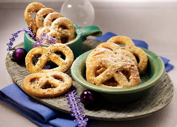 Spekulatius-Nuss-Brezeln Rezept Spekulatius-Nuss-Brezeln Rezept