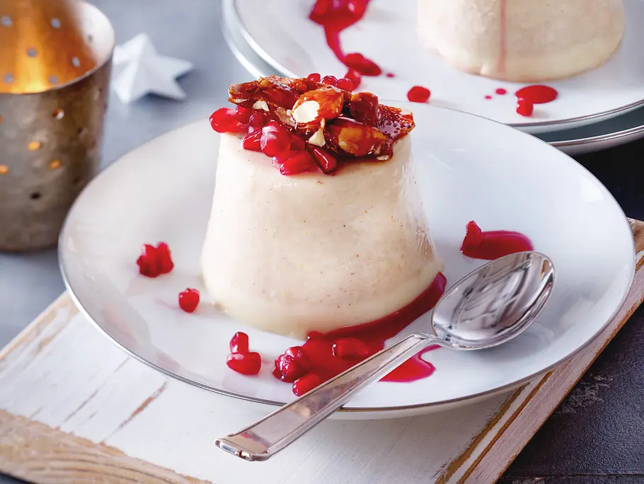 Nachspeise: Spekulatius Pannacotta mit Mandelkrokant