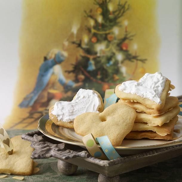 Spekulatius-Tannenbaumanhänger (Märchen: Der Tannenbaum) Rezept Spekulatius-Tannenbaumanhänger (Märchen: Der Tannenbaum) Rezept