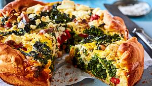 Spinat-Feta-Quiche „Enjoy your Greens“ Rezept - Foto: House of Food / Bauer Food Experts KG