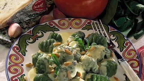 Spinat-Gnocchi in Gorgonzolasoße Rezept - Foto: Neckermann