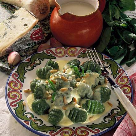 Spinat-Gnocchi in Gorgonzolasoße Rezept