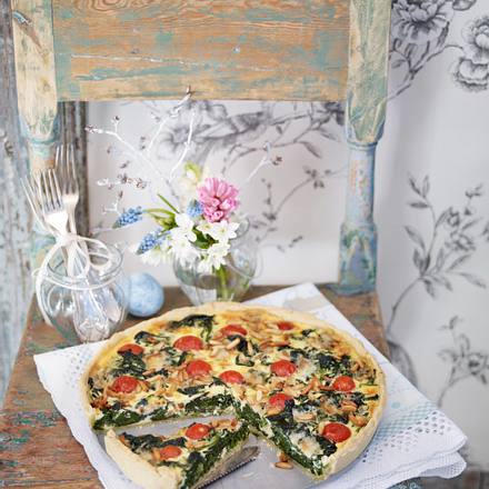 Spinat Kase Quiche Mit Kirschtomaten Rezept Lecker