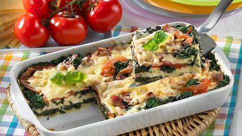 Spinat-Lasagne mit gekochtem Schinken Rezept - Foto: House of Food / Bauer Food Experts KG