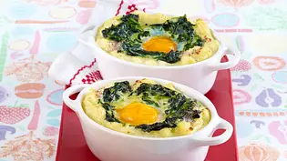 Spinat-Püree-Auflauf mit Ei Rezept - Foto: LECKER @ Bauer Media Group Spinat-Püree-Auflauf mit Ei Rezept - Foto: LECKER @ Bauer Media Group