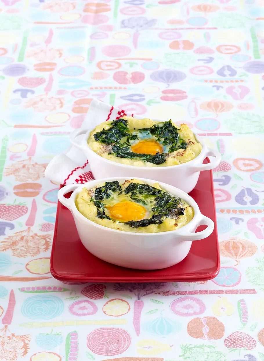 Spinat-Püree-Auflauf mit Ei Rezept Spinat-Püree-Auflauf mit Ei Rezept