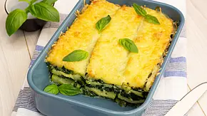 Spinat-Ricotta-Lasagne (Low Carb) Rezept - Foto: ShowHeroes für LECKER @ Bauer Media Group Spinat-Ricotta-Lasagne (Low Carb) Rezept - Foto: ShowHeroes für LECKER @ Bauer Media Group
