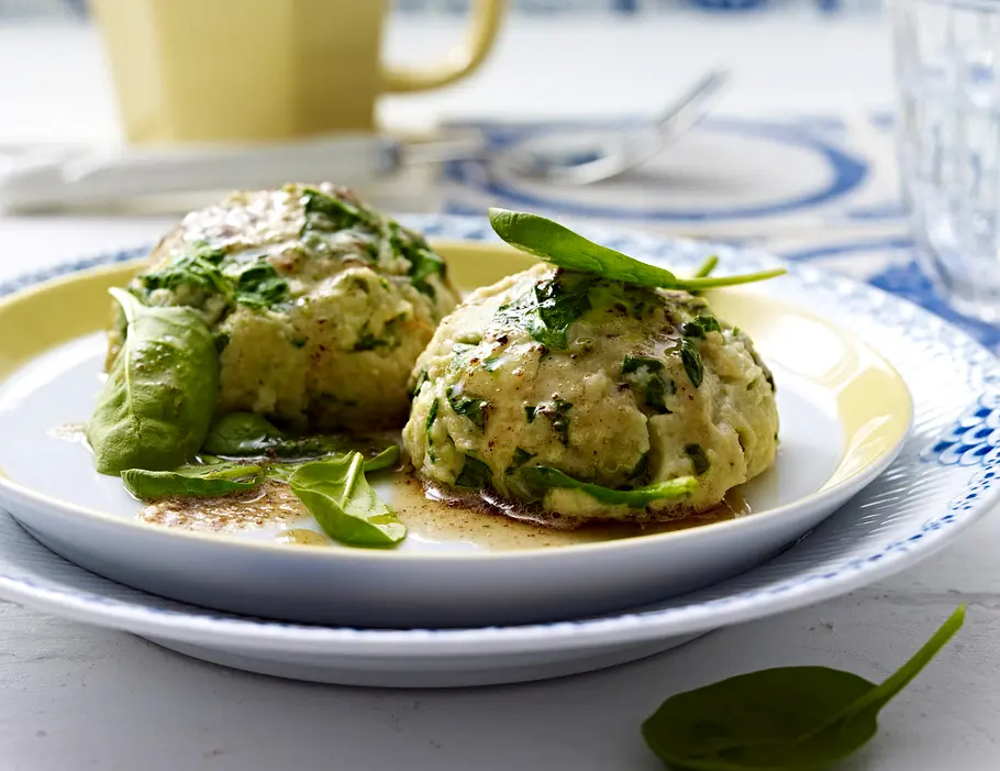 Spinatklöße mit Ricotta Rezept Spinatklöße mit Ricotta Rezept
