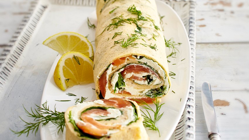Spinatomelett-Rolle mit Lachs Rezept - Foto: House of Food / Bauer Food Experts KG
